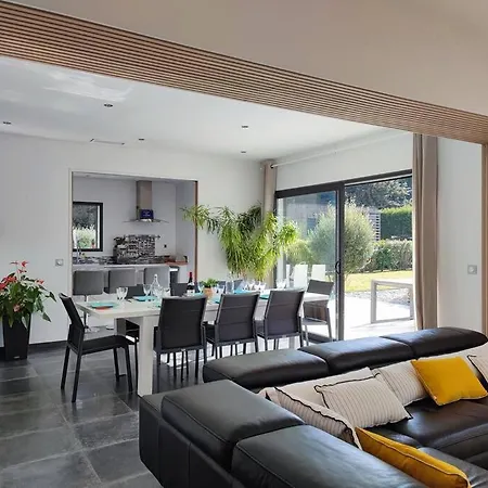 Gioia + Chalet, Piscine, Petanque, Jacuzzi & Brasero