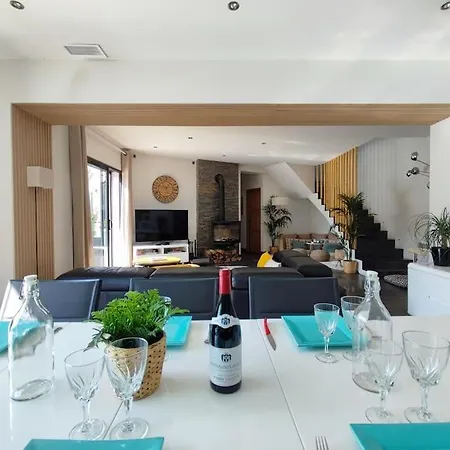 Villa Gioia + Chalet, Piscine, Petanque, Jacuzzi & Brasero
